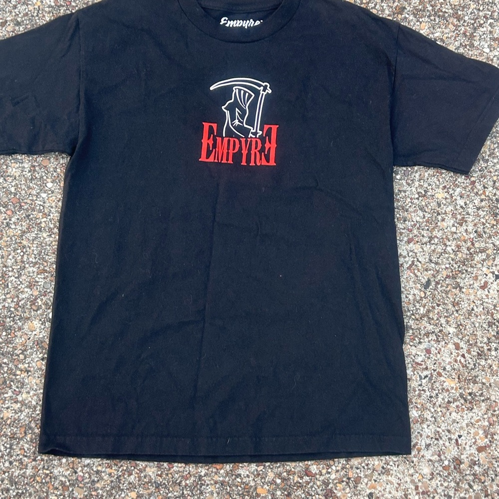Empyre Black Feel No Pain Tee